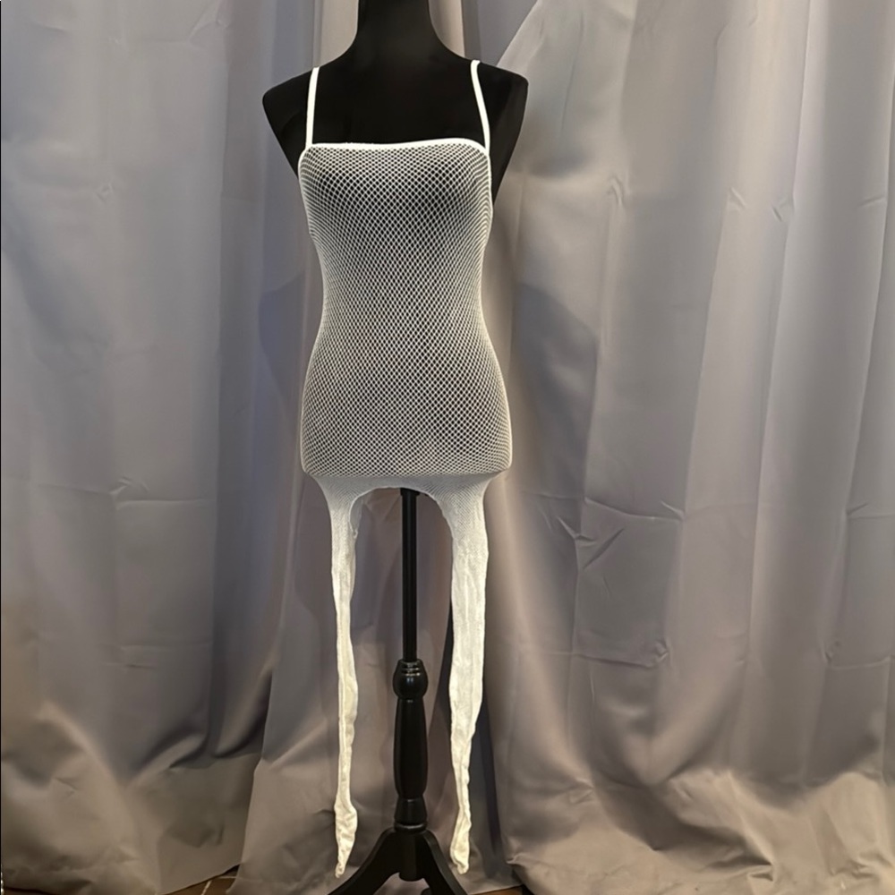 LEG AVENUE White Fishnet one-piece bodysuit. Super sexy!